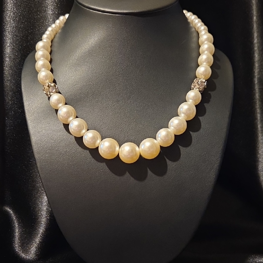 Estate Faux Pearl with Rhinestone Silver Accents Necklace